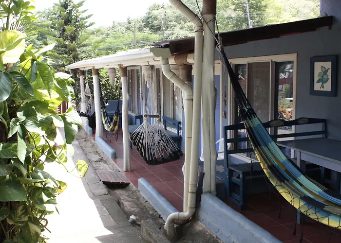 La Botella De Leche Hostel