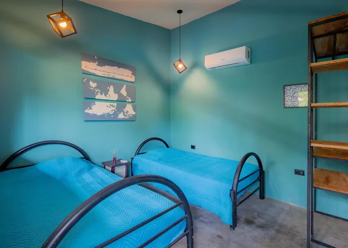 La Botella De Leche Tamarindo